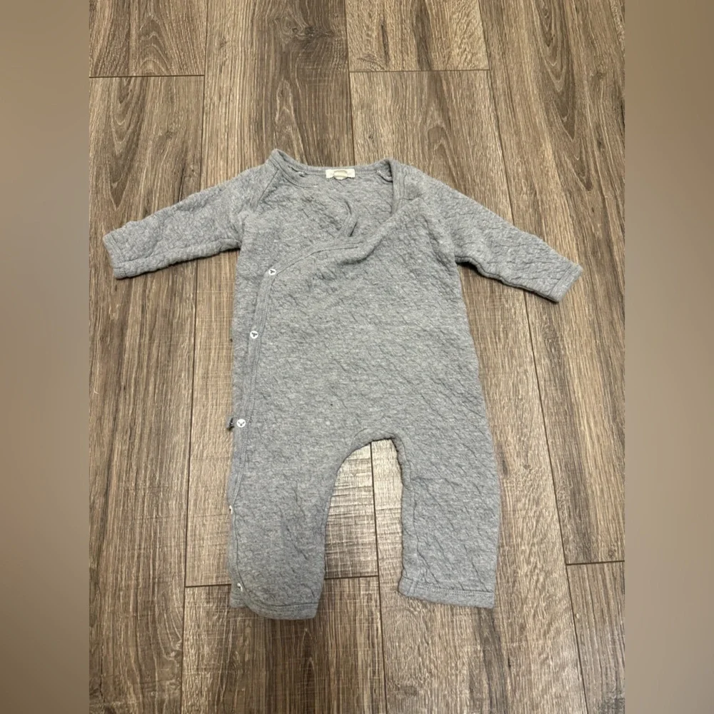 Burt's Bees Gray Quilted Organic Cotton One Piece Long Sleeve Romper Baby 3/6M